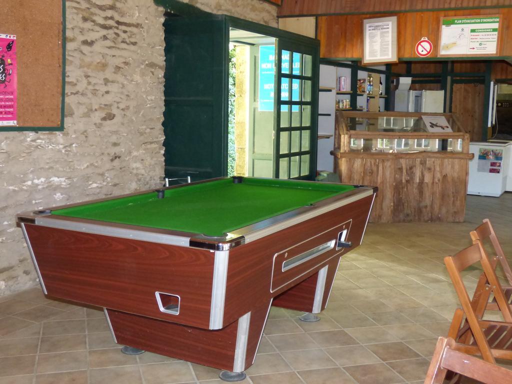 Domaine De Pratulo Villa Cléden-Poher Szoba fotó